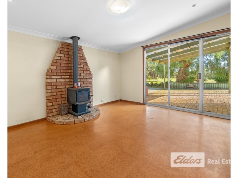 323 Dempster Road, Kalgan WA 6330