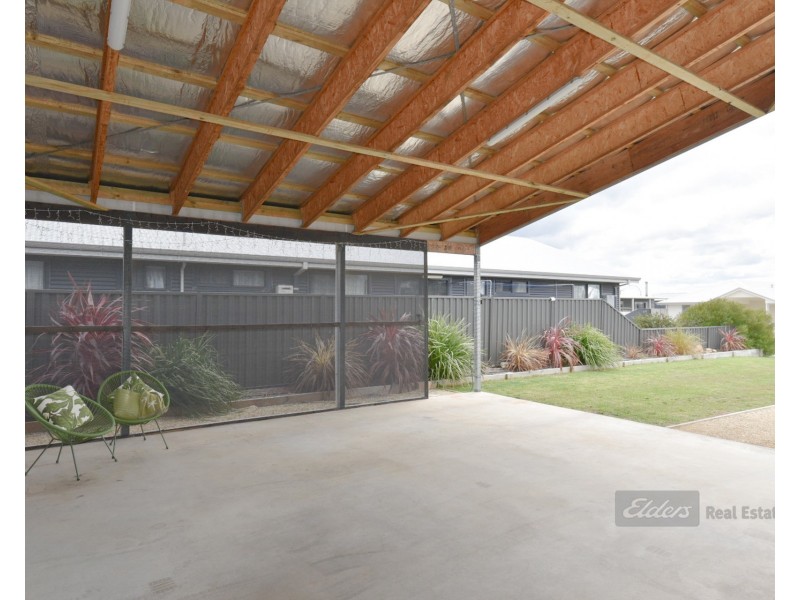 32 McGlade Close, Bremer Bay WA 6338