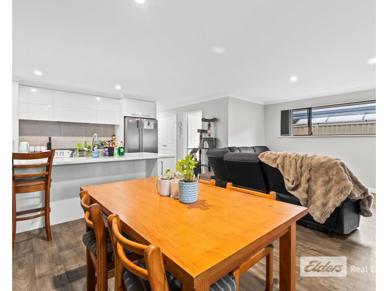97 Radiata Drive, Mckail WA 6330