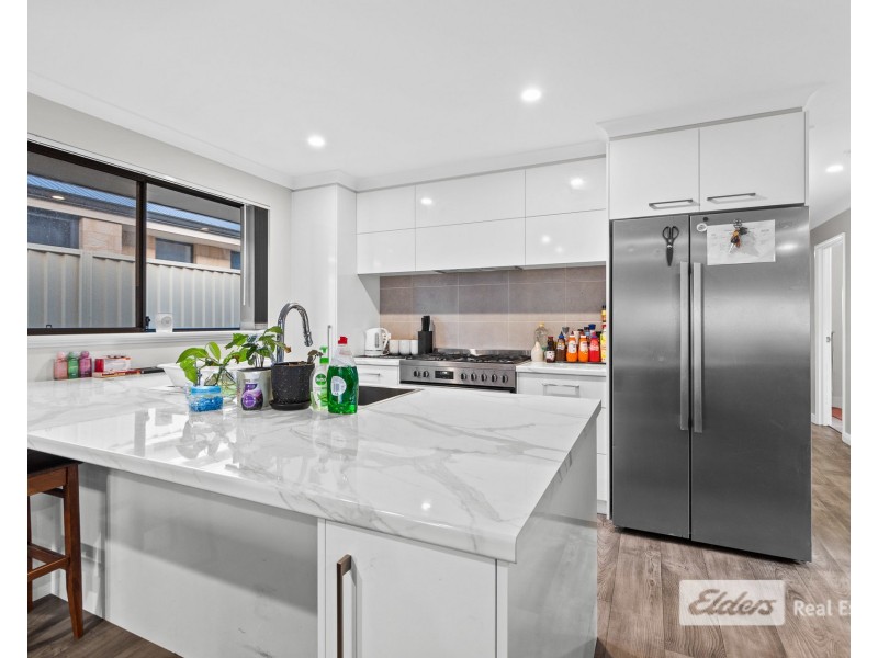 97 Radiata Drive, Mckail WA 6330