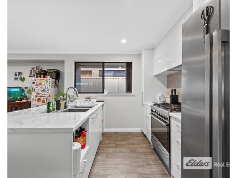 97 Radiata Drive, Mckail WA 6330