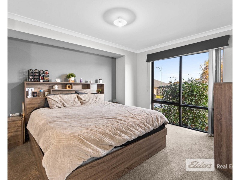 97 Radiata Drive, Mckail WA 6330