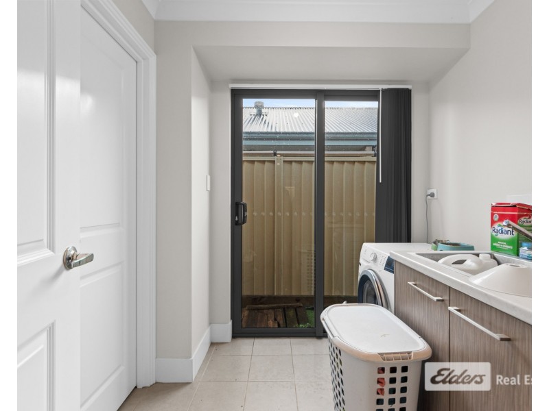 97 Radiata Drive, Mckail WA 6330