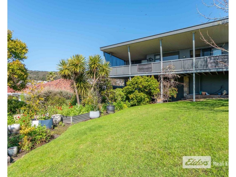 35 Stewart Street, Mira Mar WA 6330