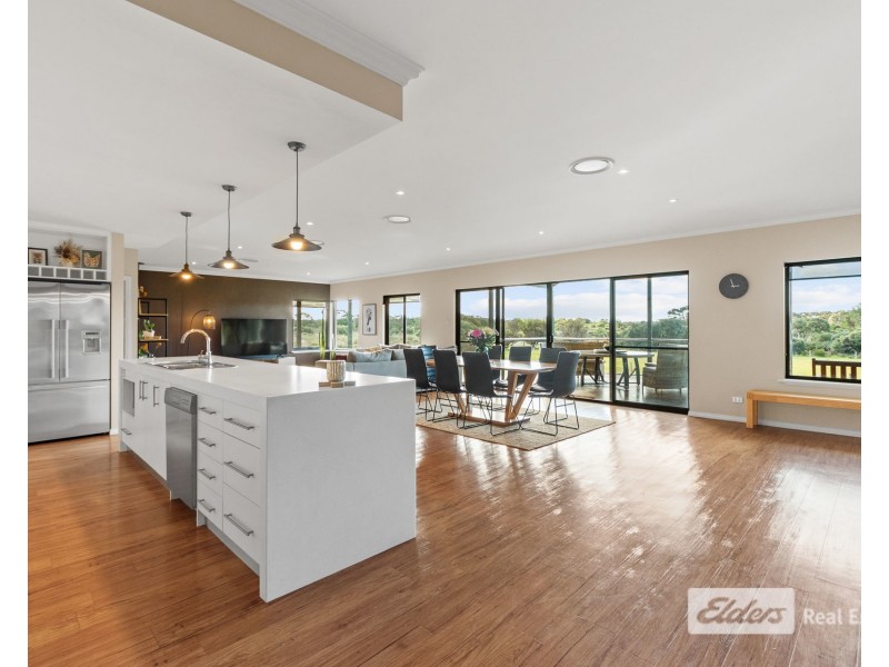 182 Princess Avenue, Robinson WA 6330