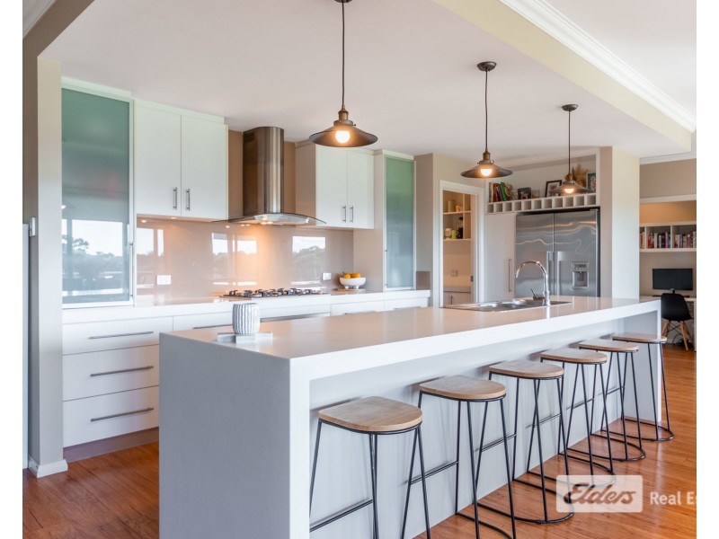 182 Princess Avenue, Robinson WA 6330