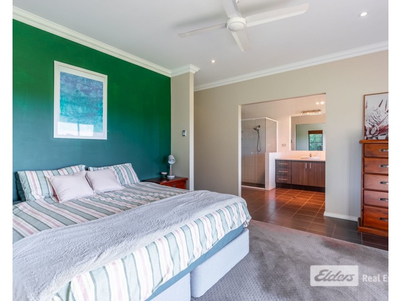 182 Princess Avenue, Robinson WA 6330