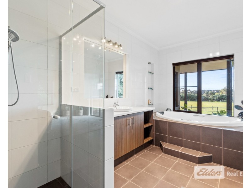 182 Princess Avenue, Robinson WA 6330