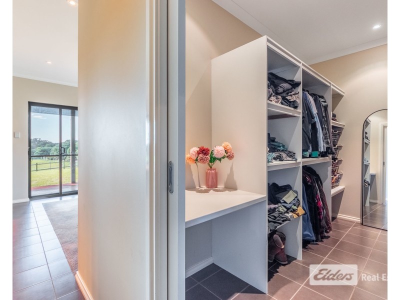 182 Princess Avenue, Robinson WA 6330