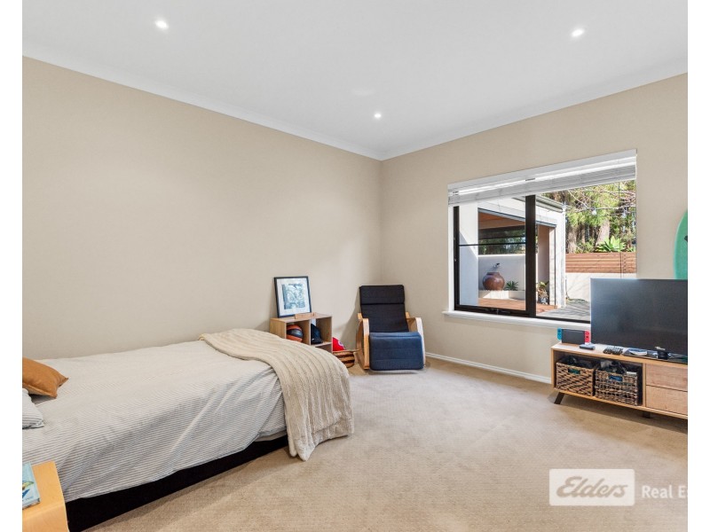 182 Princess Avenue, Robinson WA 6330