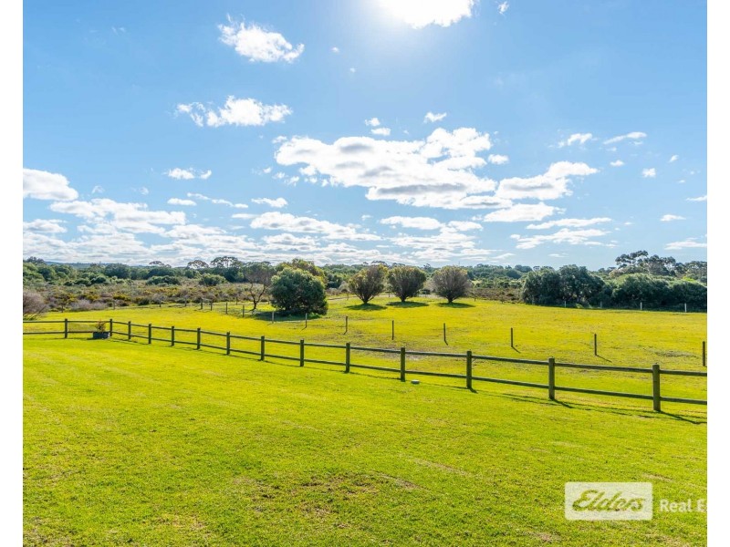 182 Princess Avenue, Robinson WA 6330