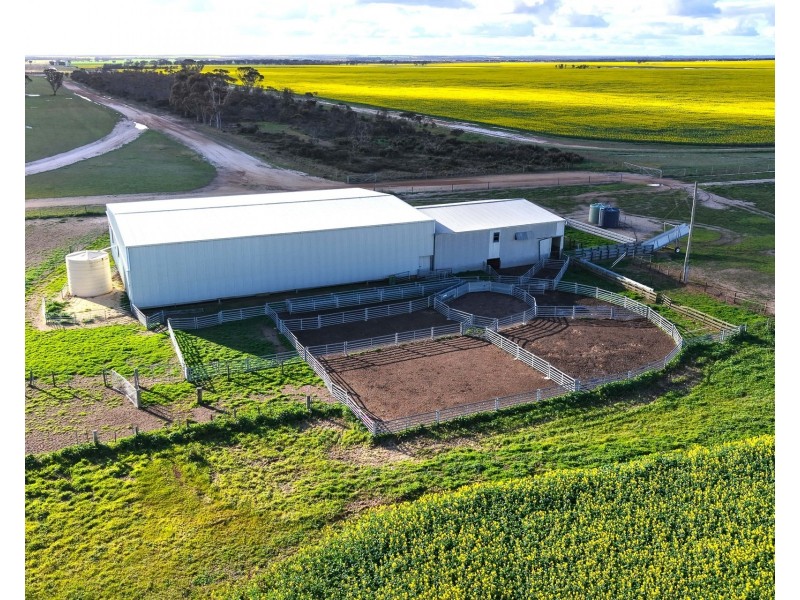 23222 South Coast Highway, West River WA 6346