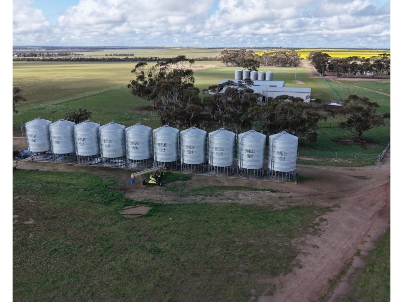 23222 South Coast Highway, West River WA 6346