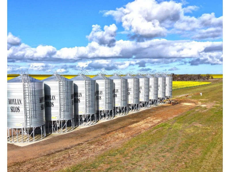 23222 South Coast Highway, West River WA 6346