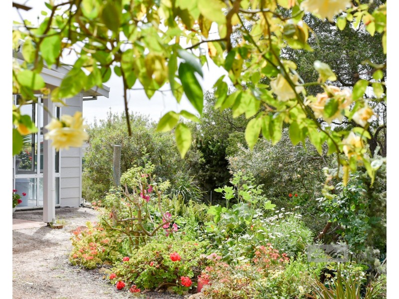 20 Emma Street, Bremer Bay WA 6338