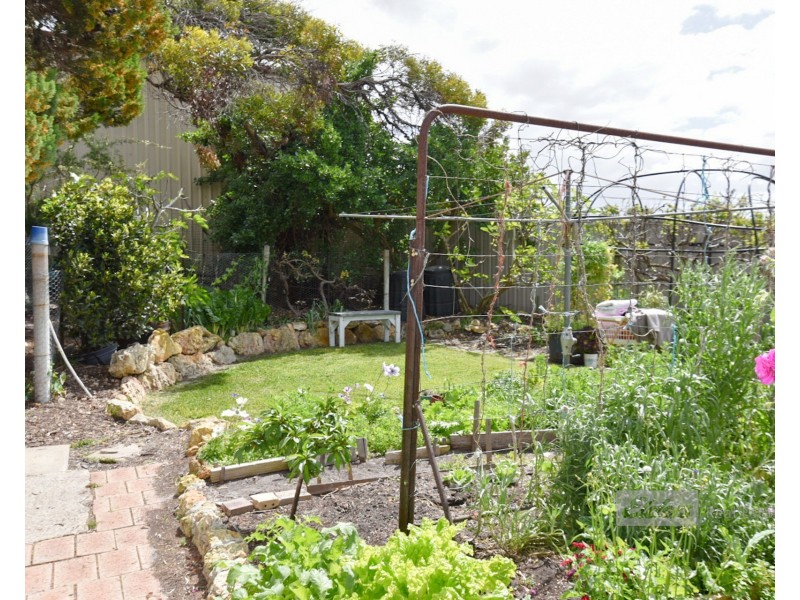 20 Emma Street, Bremer Bay WA 6338