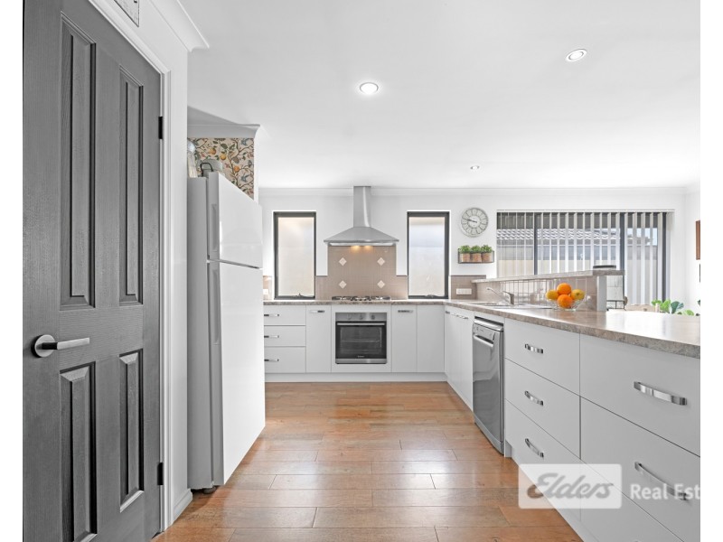 12 Pluto Rise, Mckail WA 6330