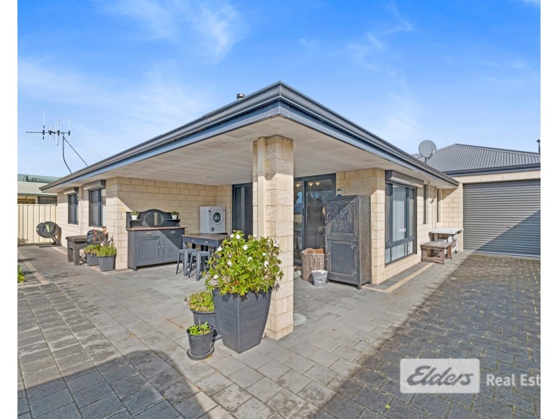 12 Pluto Rise, Mckail WA 6330