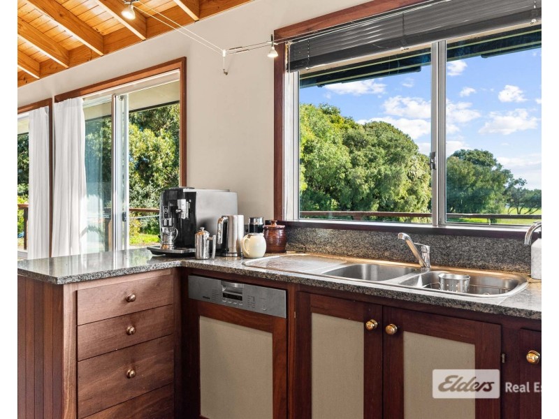 73 Viscount Heights, Lower King WA 6330