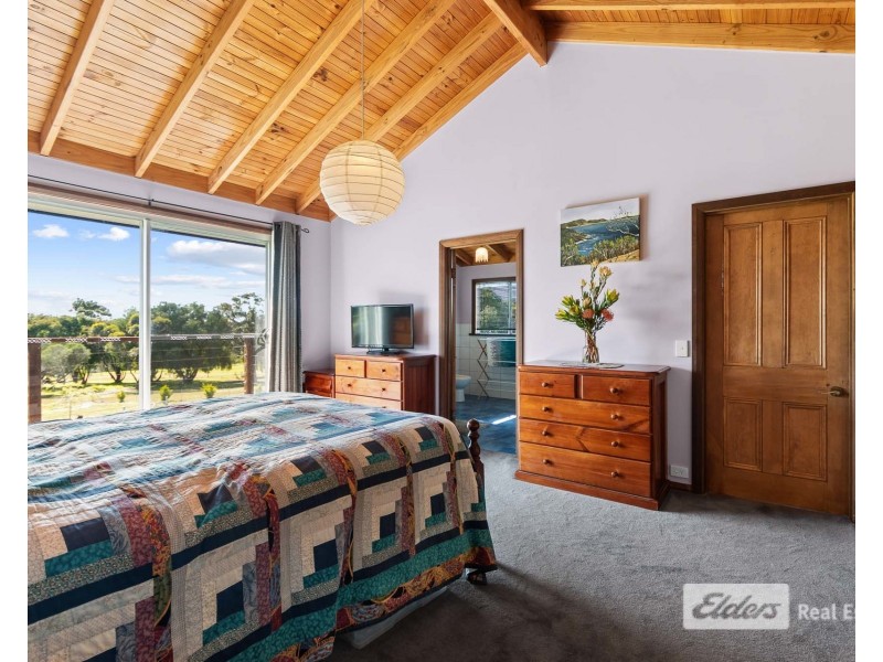 73 Viscount Heights, Lower King WA 6330