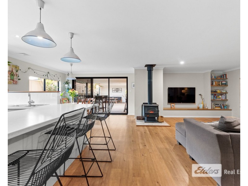 12 Juniper Court, Yakamia WA 6330