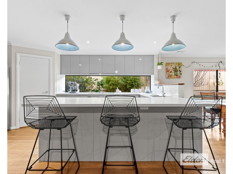 12 Juniper Court, Yakamia WA 6330