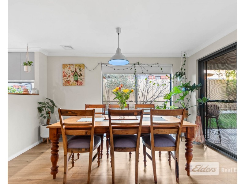 12 Juniper Court, Yakamia WA 6330