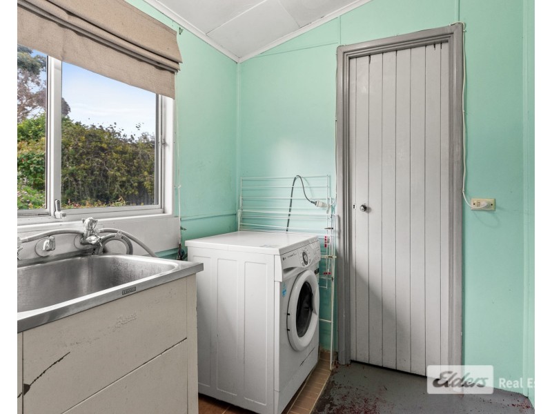 16 Mueller Street, Lockyer WA 6330