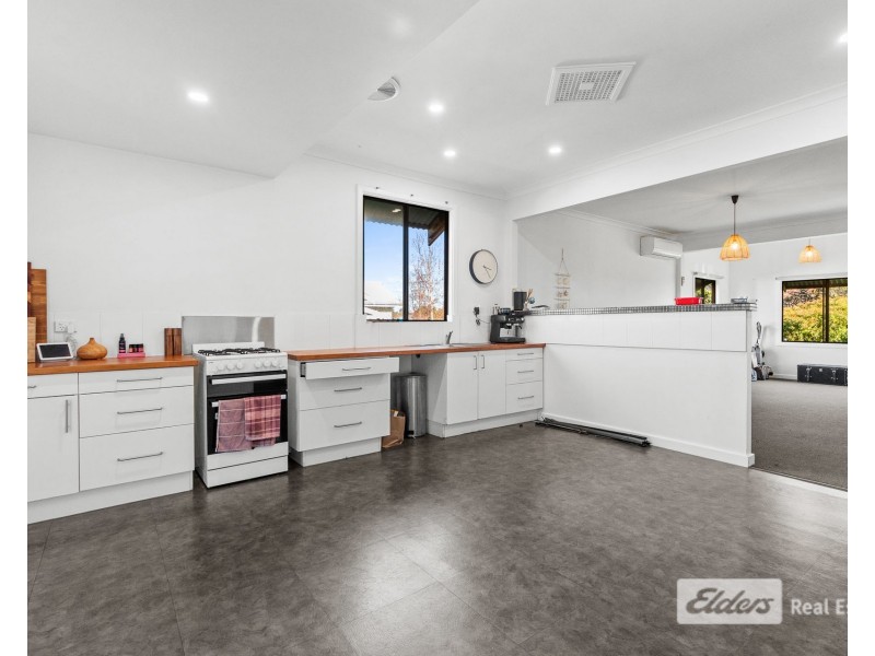 22 Angove Road, Spencer Park WA 6330