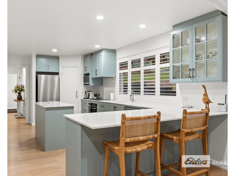 13 Serpentine Crescent, Mount Melville WA 6330