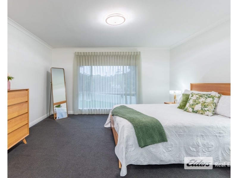 13 Serpentine Crescent, Mount Melville WA 6330