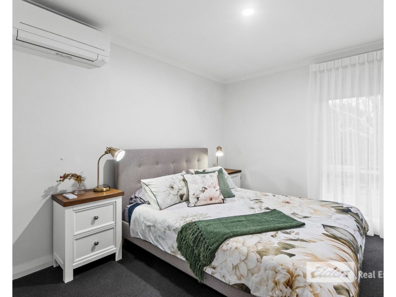 13 Serpentine Crescent, Mount Melville WA 6330