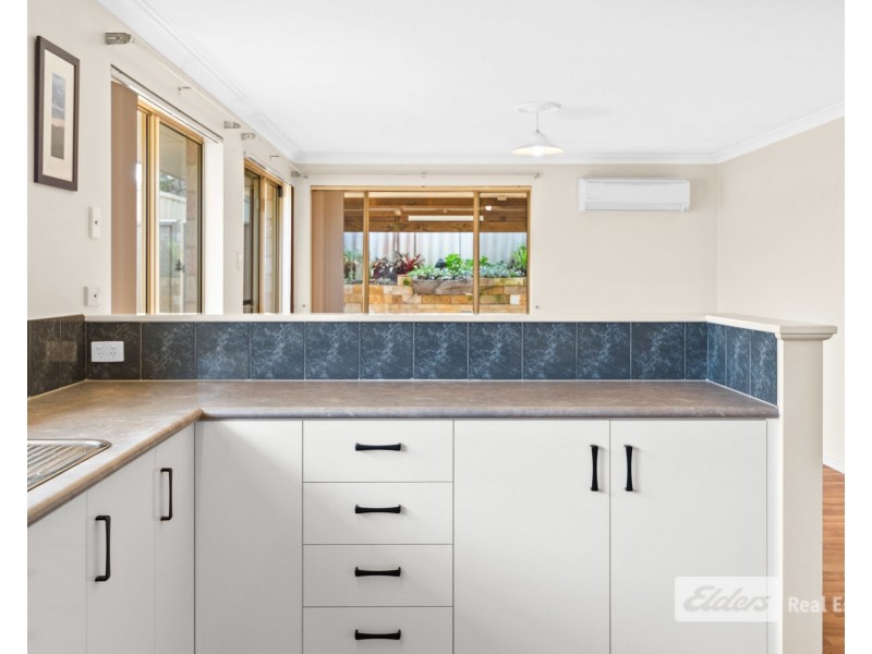 5 Vivian Crescent, Lockyer WA 6330