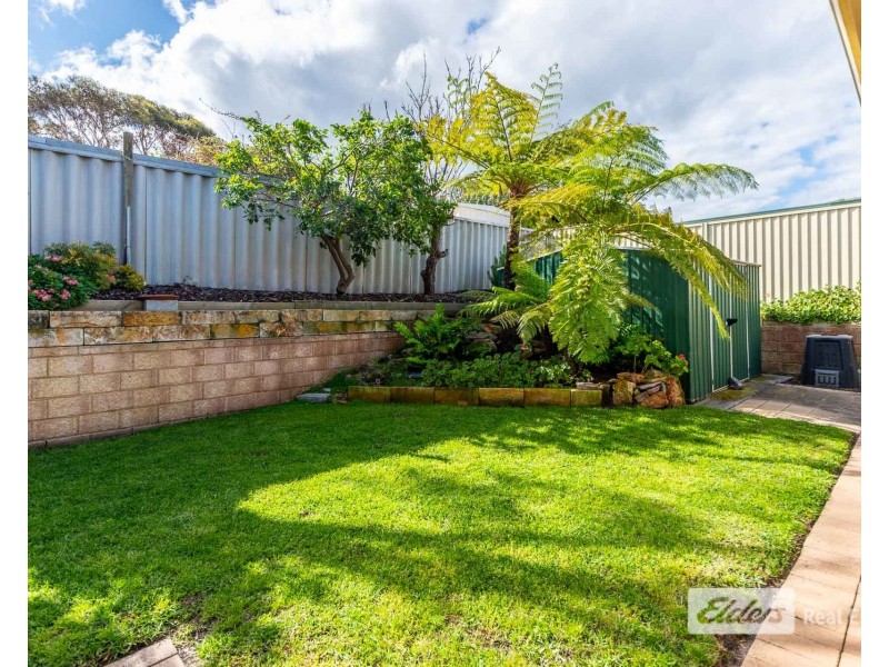 5 Vivian Crescent, Lockyer WA 6330
