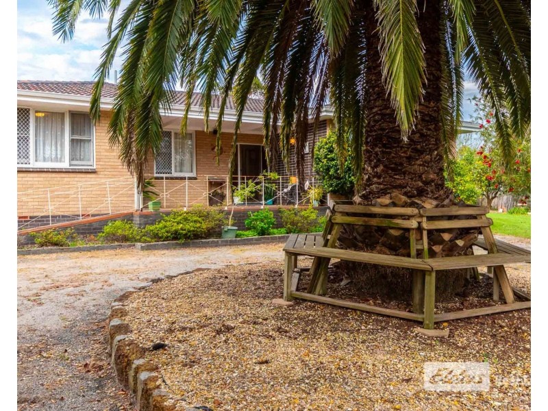 10 Rocky Crossing Road, Warrenup WA 6330