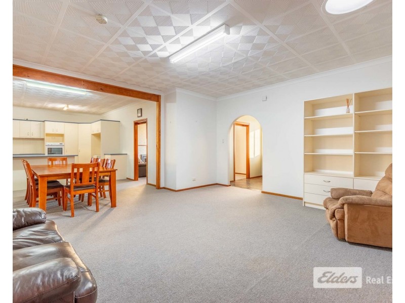 12 Baudin Place, Spencer Park WA 6330