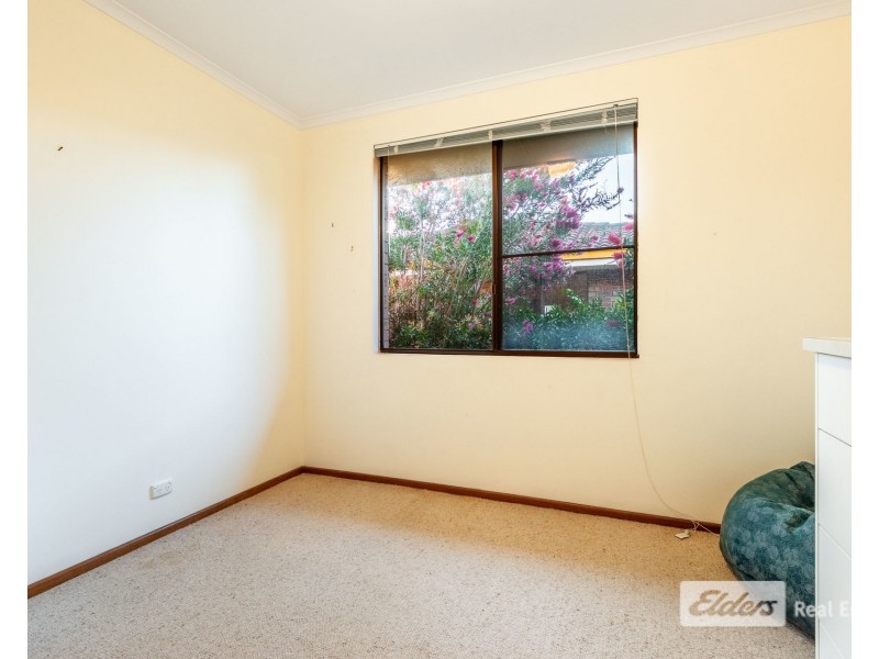 12 Baudin Place, Spencer Park WA 6330