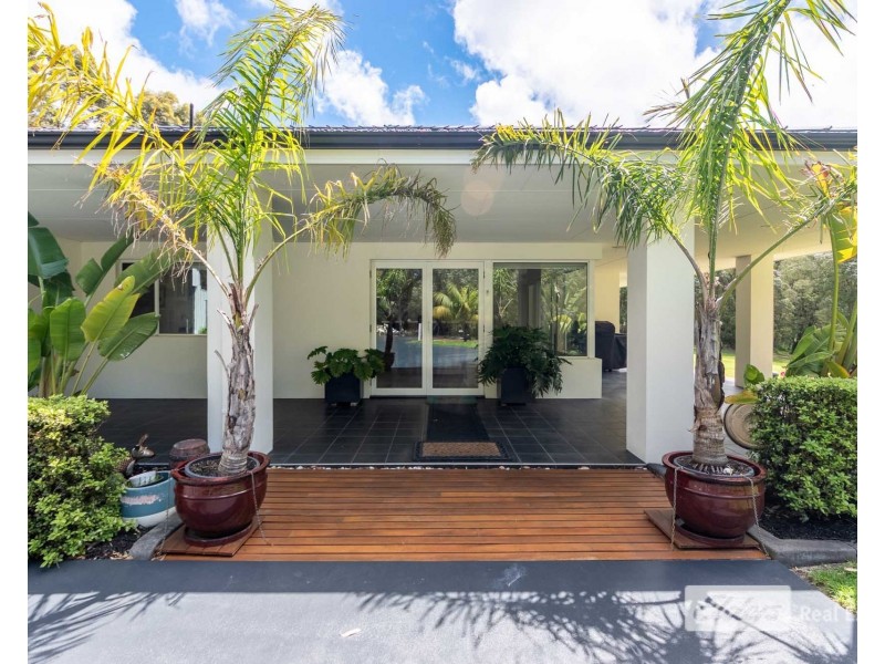 604 Frenchman Bay Road, Little Grove WA 6330