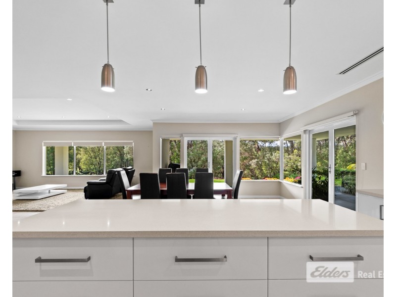 604 Frenchman Bay Road, Little Grove WA 6330