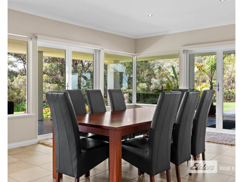 604 Frenchman Bay Road, Little Grove WA 6330