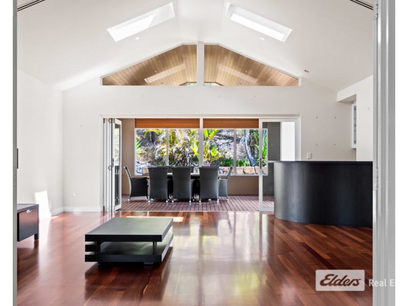 604 Frenchman Bay Road, Little Grove WA 6330