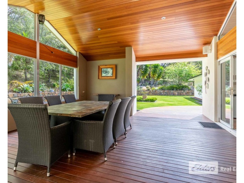 604 Frenchman Bay Road, Little Grove WA 6330