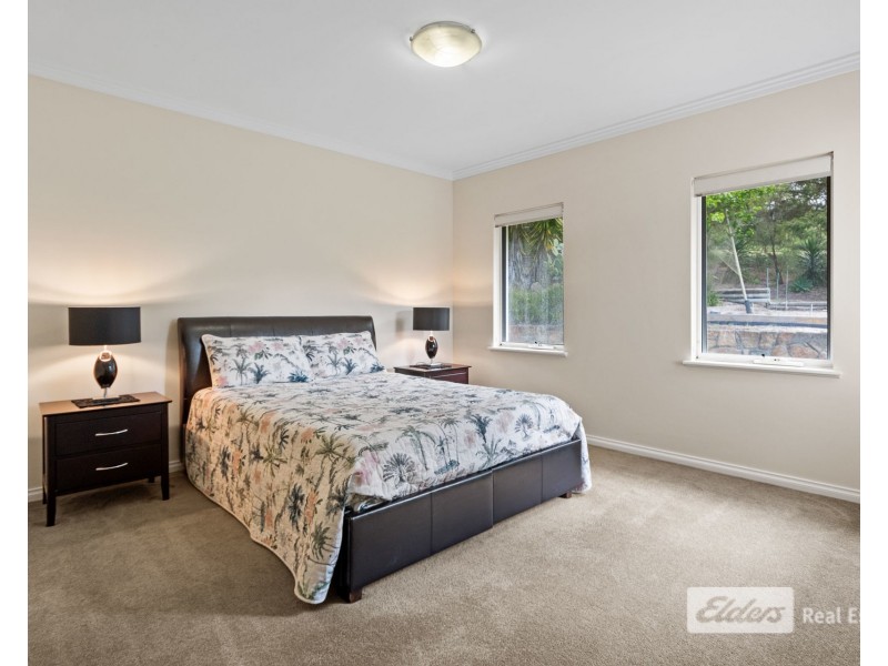 604 Frenchman Bay Road, Little Grove WA 6330