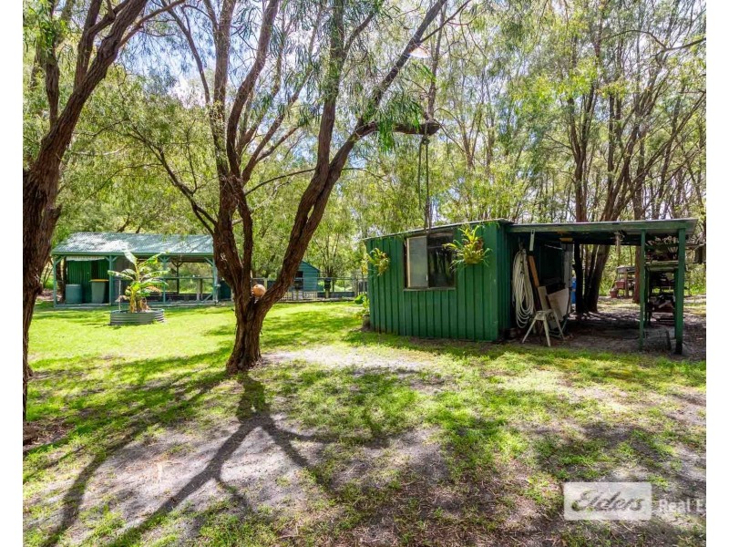 604 Frenchman Bay Road, Little Grove WA 6330