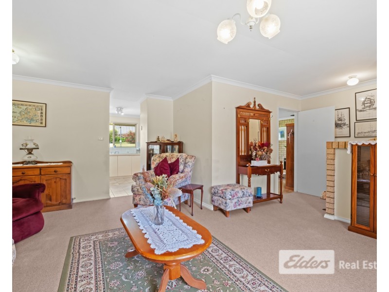 36 Barnesby Drive, Yakamia WA 6330