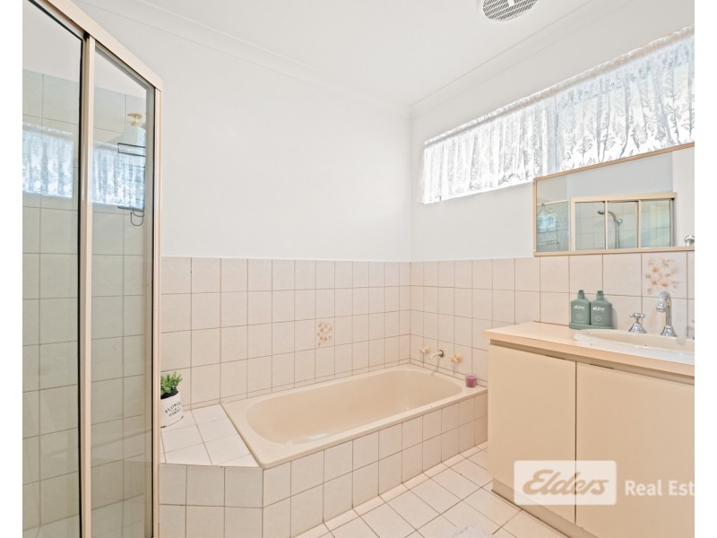 36 Barnesby Drive, Yakamia WA 6330