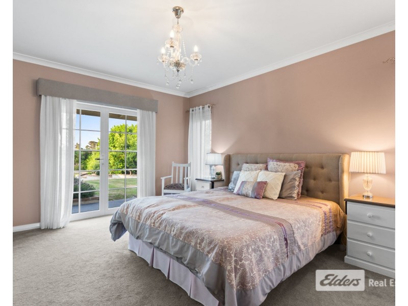 18 Owen Court, Warrenup WA 6330