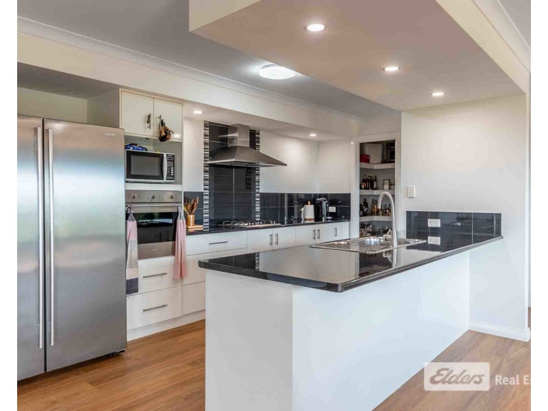 75 Woodward Heights, Hay WA 6333