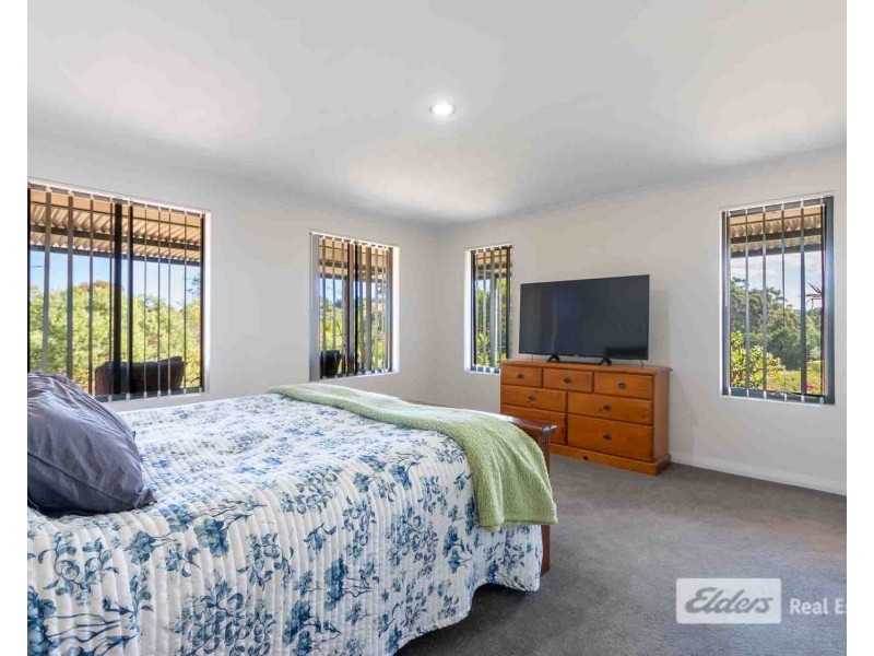 75 Woodward Heights, Hay WA 6333