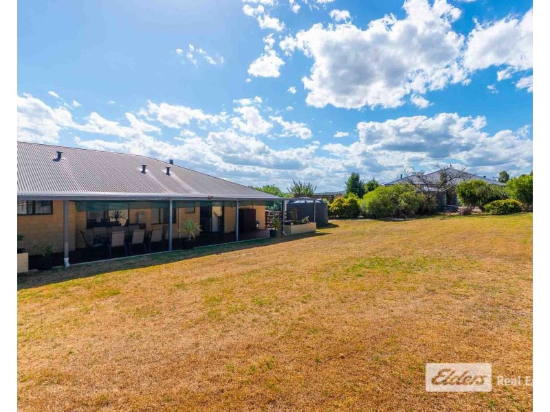 75 Woodward Heights, Hay WA 6333